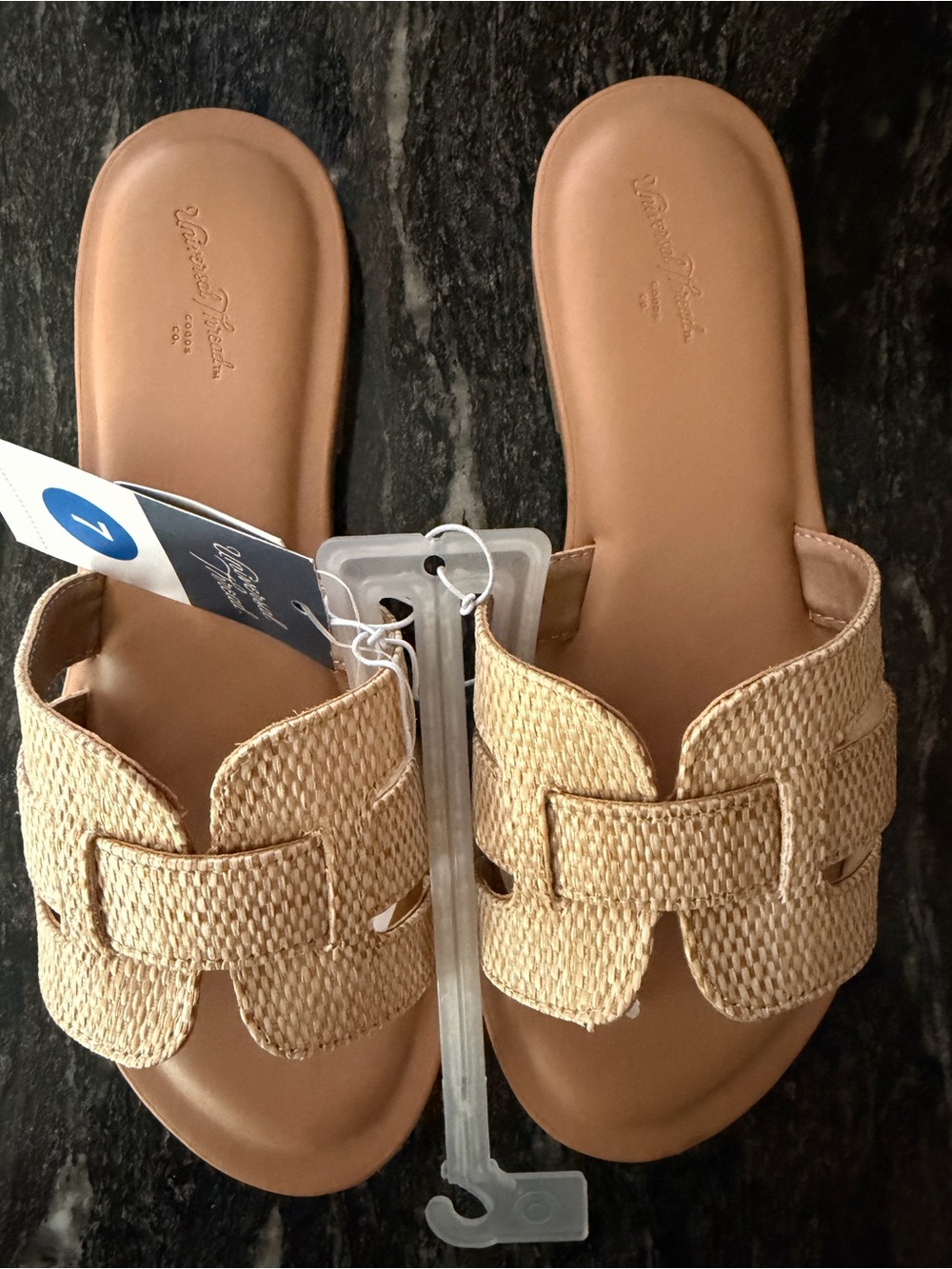 Universal Thread Sandals - Picture 3 of 3
